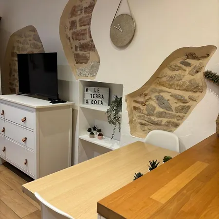 Le Terra Cotta - Climatise - Calme Centre De Apartment *